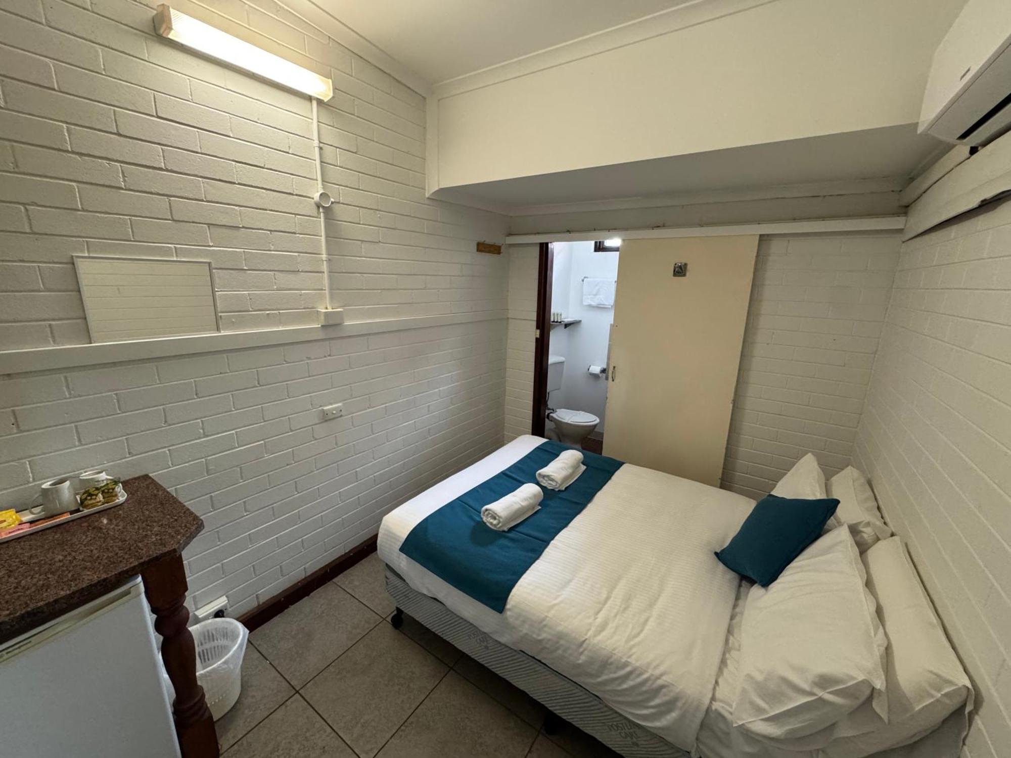 A Railway Lodge Тари Номер фото